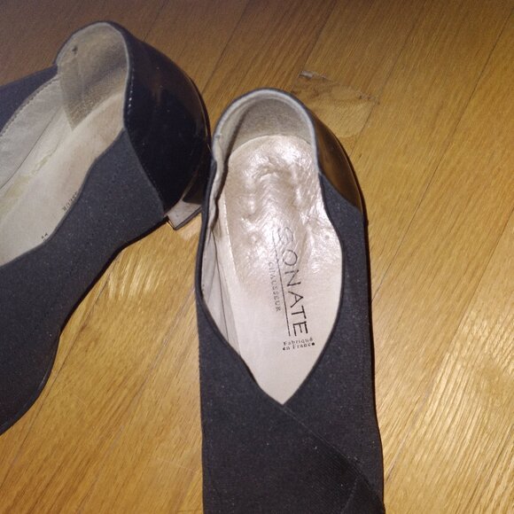 Elegant Classy Black Shoes, Sonate, France, Comfortable heels, Size - 7 M - Picture 2 of 3